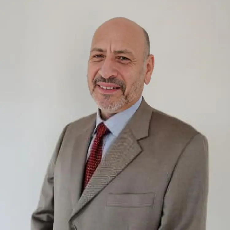 Mg. Alex Rázuri Burga — Estrategia de RR.HH.